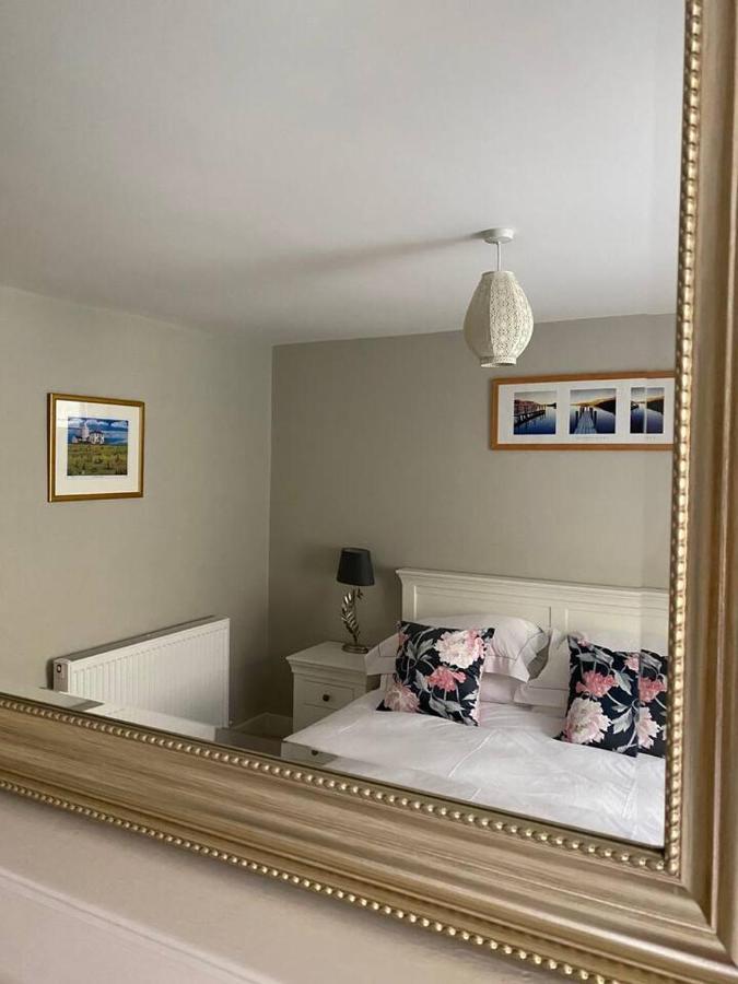 Cosy Beach House Steps From The Sea Cromer Esterno foto